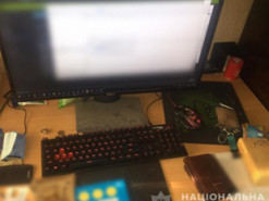 Хакер продавав крадені паролі до акаунтів бірж криптовалют