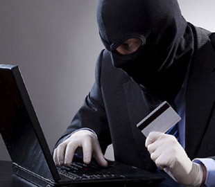 Інтернет-шахраї ошукали жінку на 11 тисяч гривень