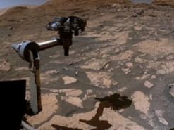 Зима на Марсе. Curiosity создал захватывающую панораму окрестностей на Красной планете