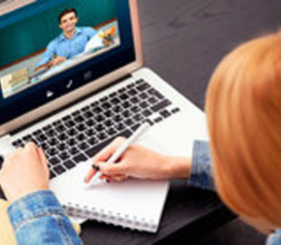 Минобразования рассказало вузам и колледжам, как организовать смешанное обучение во время карантина