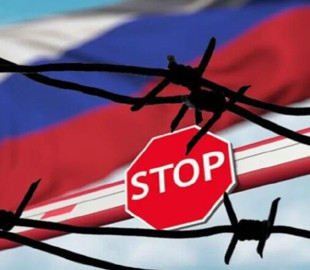 Росія посилює гібридні атаки проти Європи, змушуючи її захищатися активніше, — Міхкельсон