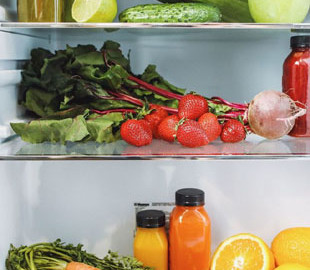 Правила зберігання продуктів в холодильнику: все, що потрібно знати