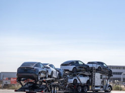 Дефицит чипов не сломил Tesla: компания идёт на новый рекорд по поставкам электрокаров