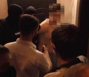 Полицейские задержали мужчину, который годами распространял детскую порнографию в сети