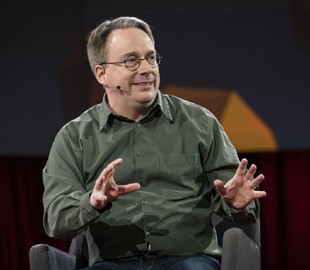 Скандально известный основатель Linux отошел от дел, чтобы научиться не хамить разработчикам