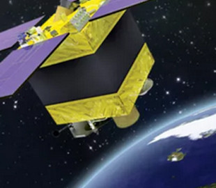 Украинский спутник вышел на связь, но пока не работает