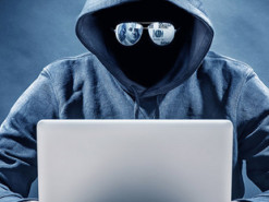 Українців попередили про шахраїв, які пишуть з акаунтів близьких людей у соцмережах