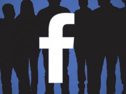 Bloomberg узнал о планах Facebook сократить поддержку Трампа