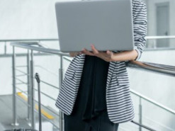 Чого не можна робити під час використання громадської точки Wi-Fi