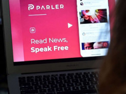 Главу социальной сети Parler уволили из-за попытки ввести цензуру в приложении