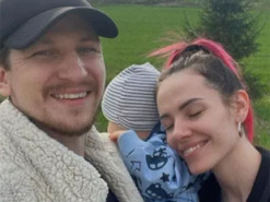 MamaRika разом із чоловіком та однорічним сином потрапила в аварію