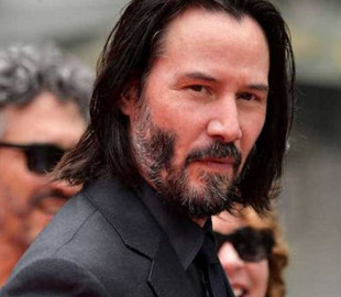 Фейковий Кіану Рівз: шахраї від імені актора виманюють гроші у довірливих жінок