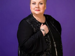 "Ти завжди десь поруч": у Дизель Шоу вшанували пам’ять Марини Поплавської, яка загинула в ДТП чотири роки тому