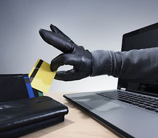 Четверо українців втратили через інтернет-шахраїв понад 400 тисяч гривень та 2 тисячі євро