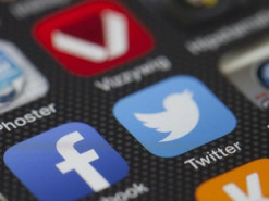 Трамп предложил присоединиться к его иску против Google, Facebook и Twitter