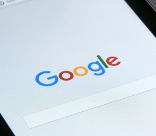 Поисковики «Яндекс» и Mail.ru начали маркировать ресурсы Google как "нарушителей" законов рф