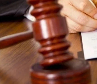 Жительці Херсона повідомили про підозру за роботу «прессекретаркою» в окупаційній установі