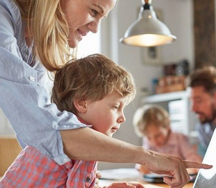 Столичний віртуальний дитячий садок виявився шалено популярним