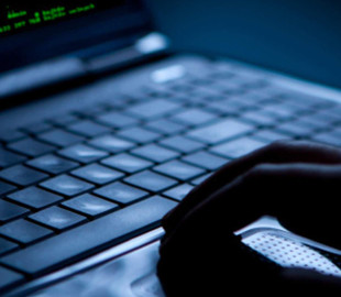 Хакери обікрали на велику суму платформу криптопереказів