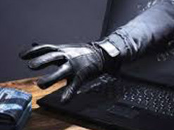 Інтернет-шахраї ошукали жінку на 116 тисяч гривень