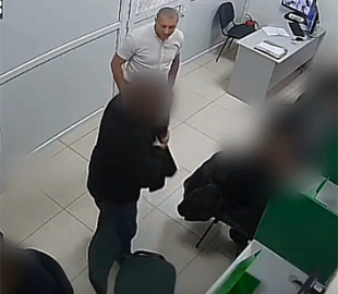 Прихована камера та засоби зв’язку: на Хмельниччині викрили шахрайську спробу скласти іспит на права