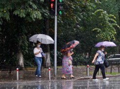 Мешканців Київської області попереджають про негоду завтра: що відомо