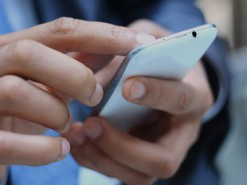 Американцам посоветовали ехать в Россию без смартфонов