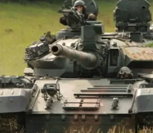 Румуни вирішили модернізувати вітчизняний танк TR-85: що поліпшать у старому ОБТ