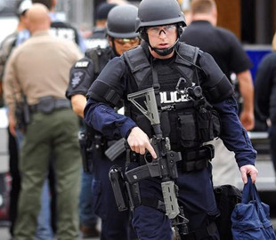 Американец с помощью приложения для доставки пиццы вызвал отряд полиции