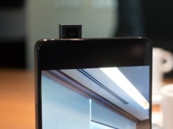 Vivo показала смартфон с выдвижной камерой и сканером для двух отпечатков