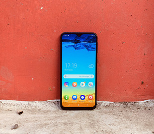 Смартфоны Samsung Galaxy M20 и M30 получили стабильную Android 10