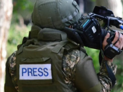 Война через камеры: ситуацию в Украине освещают около 9 тысяч журналистов