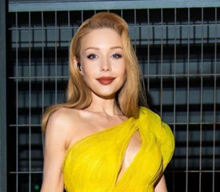 Тіна Кароль показала, як 14-річною з довгим русявим волоссям виступала під справжнім іменем