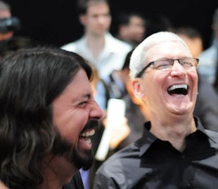 ФБР очень не любит Тима Кука