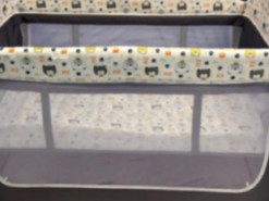 Китайські дитячі манежі з Amazon порушують стандарти безпеки — є загроза задухи