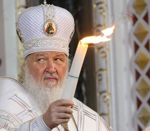 В Росії готуватимуть "бойових батюшок": фото ряси з пікселем вже підривають мережу