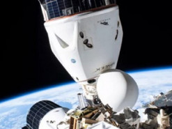 Проблемы с Crew Dragon. По дороге с МКС на Землю астронавтам придется ходить под себя