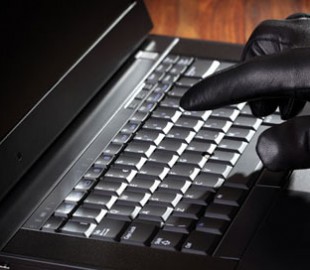 Новый компьютерный вирус-вымогатель похитил 3,7 млн долларов в биткоинах