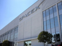 SpaceX готовится к еще одному историческому запуску астронавтов