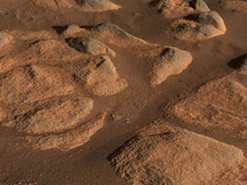 Марсоход Perseverance обнаружил загадочные камни на Красной планете