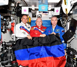 Росіяни розгорнули прапори "ЛДНР"на МКС. Американський астронавт закликав NASA відреагувати