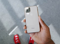 Все новые модели iPhone 11 с тройной камерой попали на видео