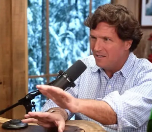 Такер Карлсон покаявся перед американцями: «Я ввів людей в оману щодо Трампа»