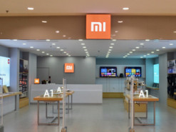Поклонник Xiaomi скупил весь ассортимент магазина