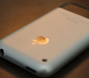 Найден прототип первого iPhone в чёрном цвете