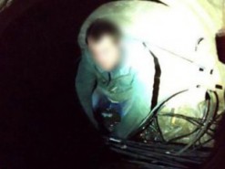 Полицейские «на горячем» задержали вора коммуникационного кабеля