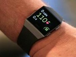 Пессимистичный прогноз Morgan Stanley обрушил акции Fitbit