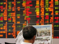 Власти Китая закрывают IT-гигантам выход на рынок США