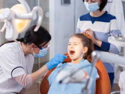 В Україні дітям безкоштовно можуть полікувати зуби: що потрібно знати