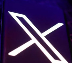 X Маска доведеться відповісти за частиною позову у справі про дитячу порнографію